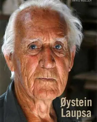 Portrett av Øystein Laupsa. Forsidebilde på biografi skrevet av Arvid Møller, Bygdejol, 2008.