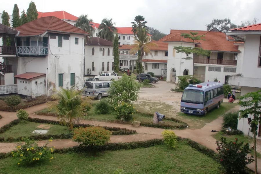 Mnazi Mmoja Hospital
