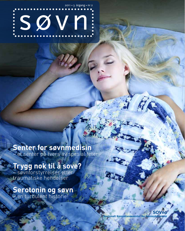 En person som ligger i en seng