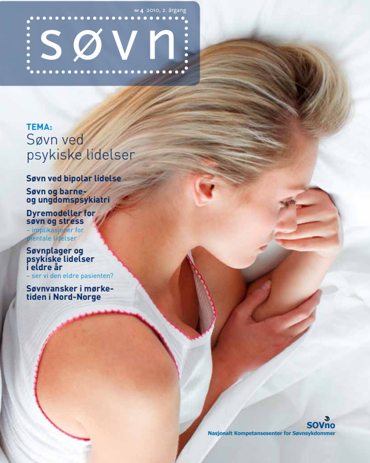 En person som ligger i en seng