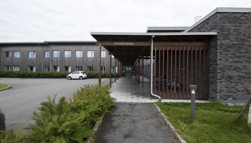 Inngangsparti Øyane DPS. Foto
